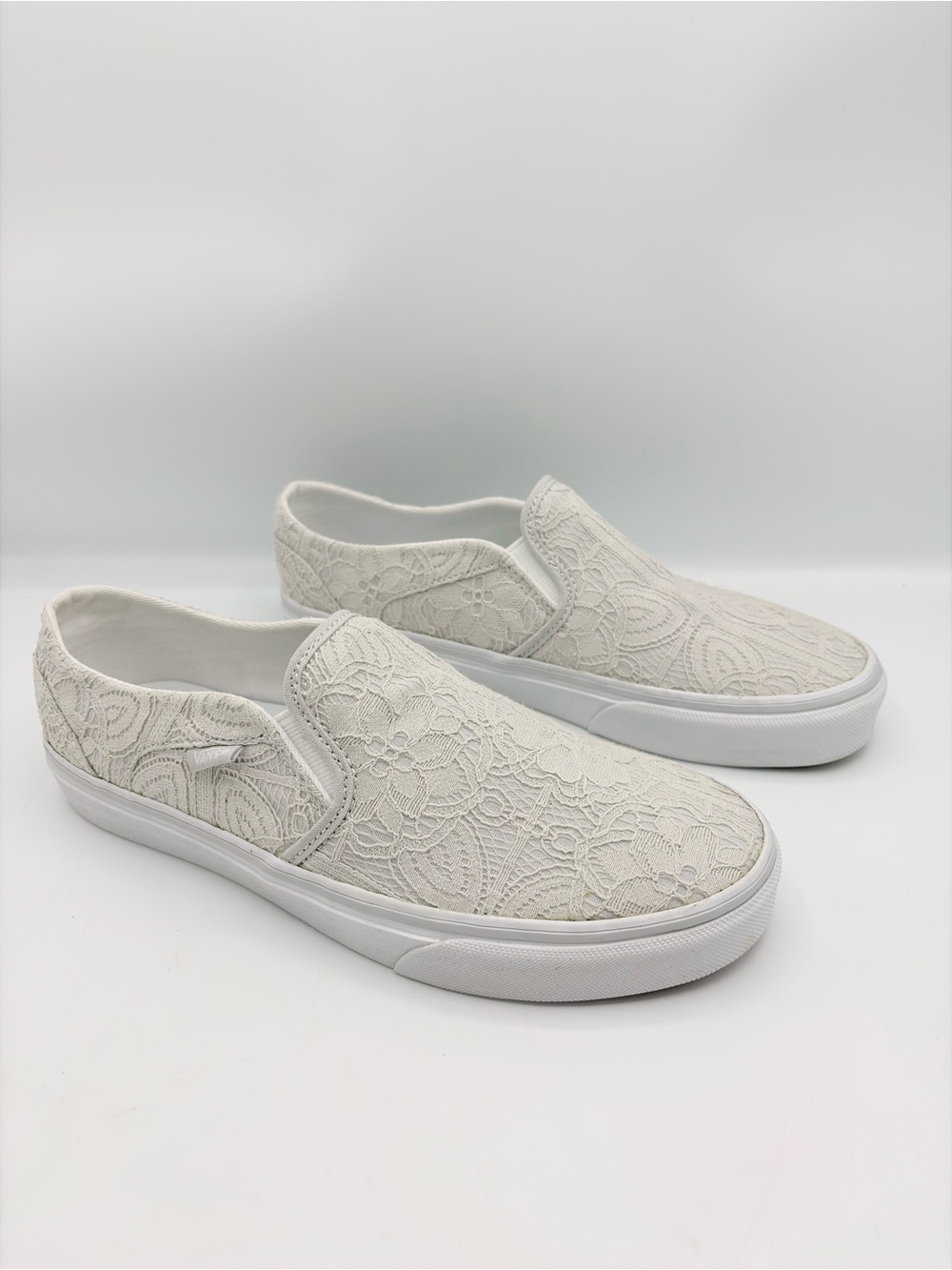 Vans Classic Slip-On Ivory Floral Lace Sneakers Women's 8.5